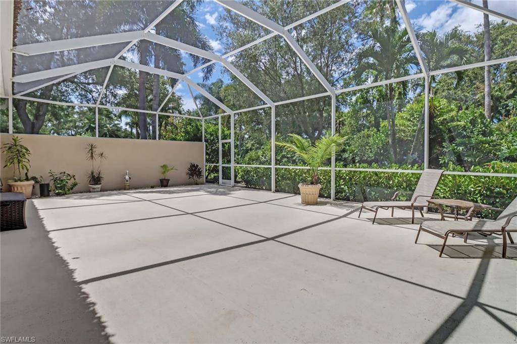 ISLAND WALK - Residential