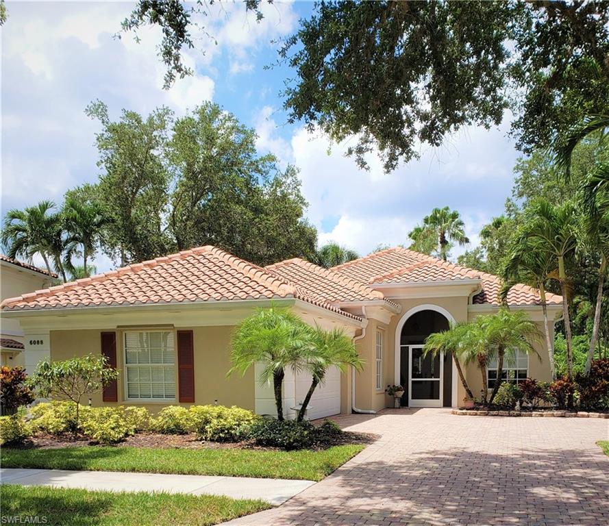 ISLAND WALK - Residential