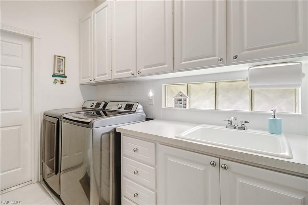 ISLAND WALK - Residential