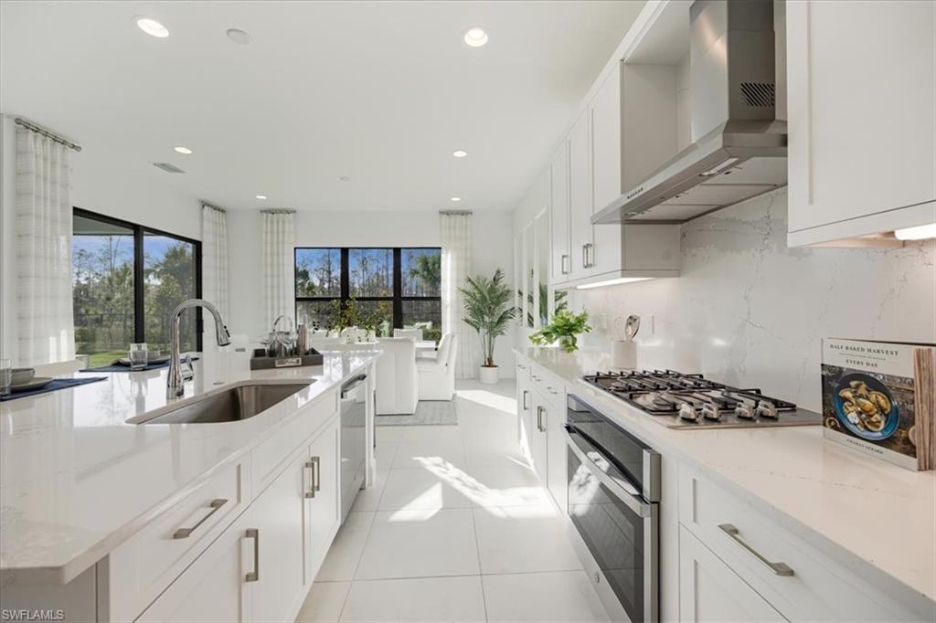 RIVERCREEK IN ESTERO - Residential