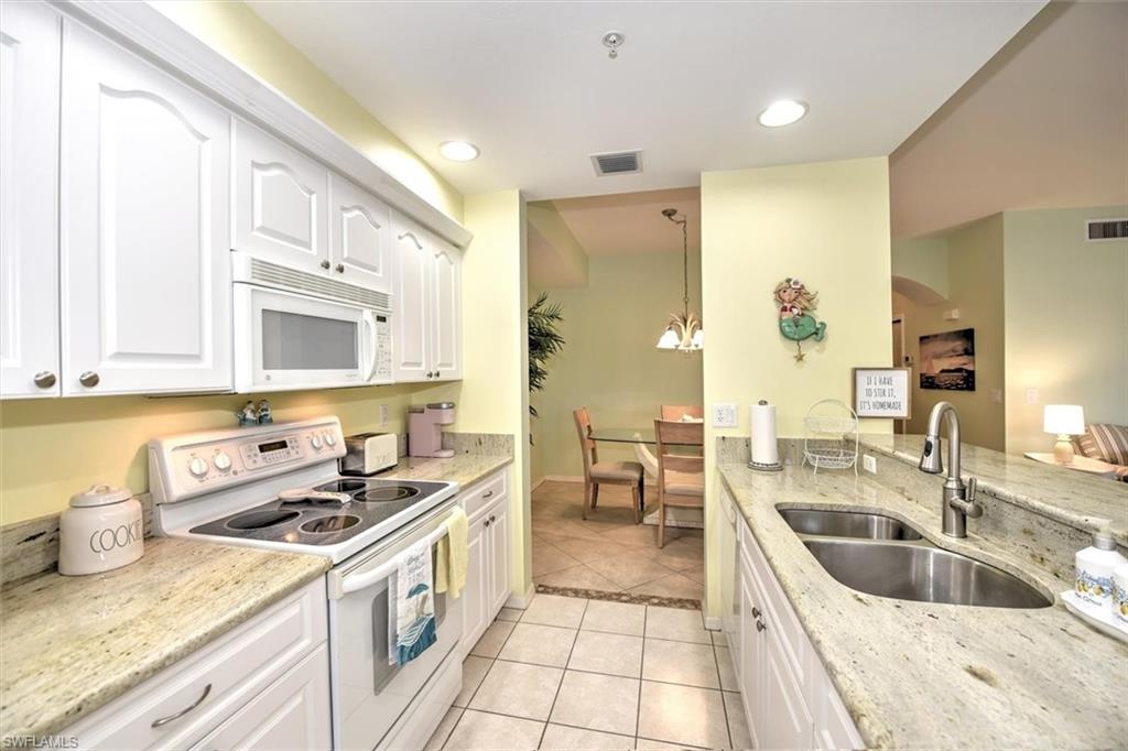 LAKESIDE GREEN - Residential