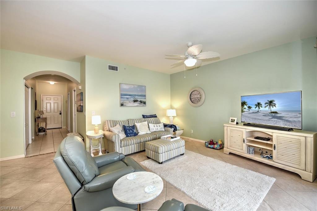 LAKESIDE GREEN - Residential