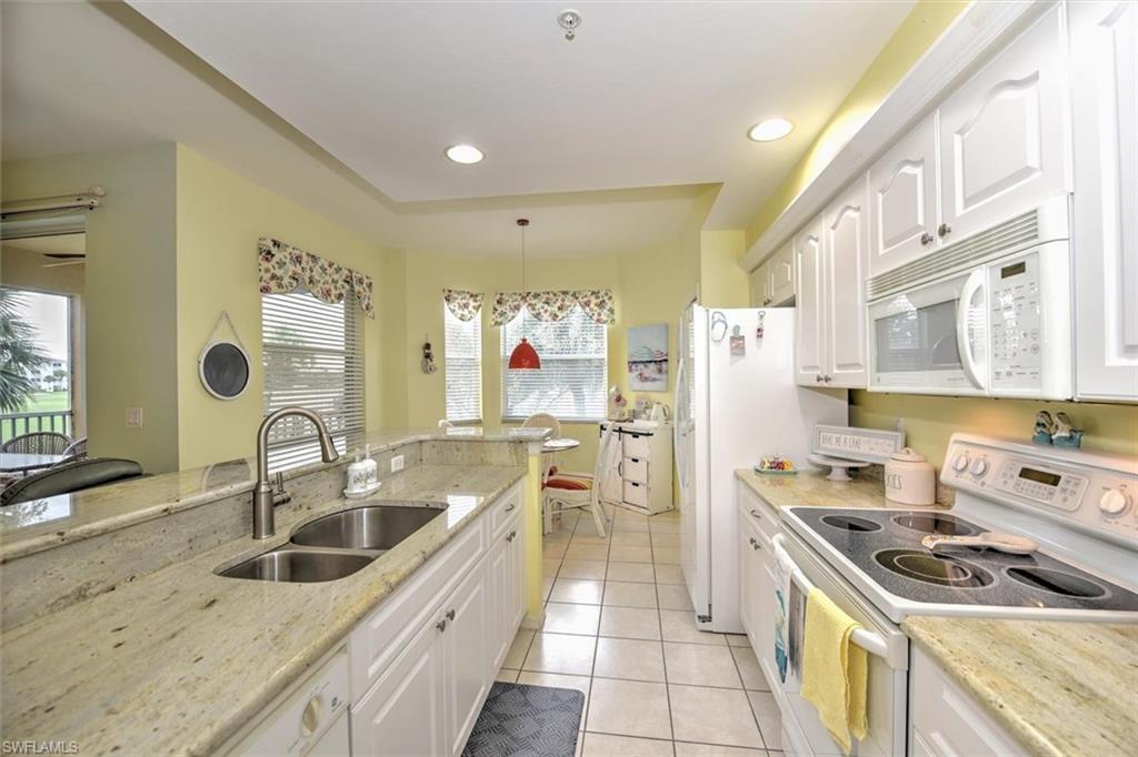 LAKESIDE GREEN - Residential