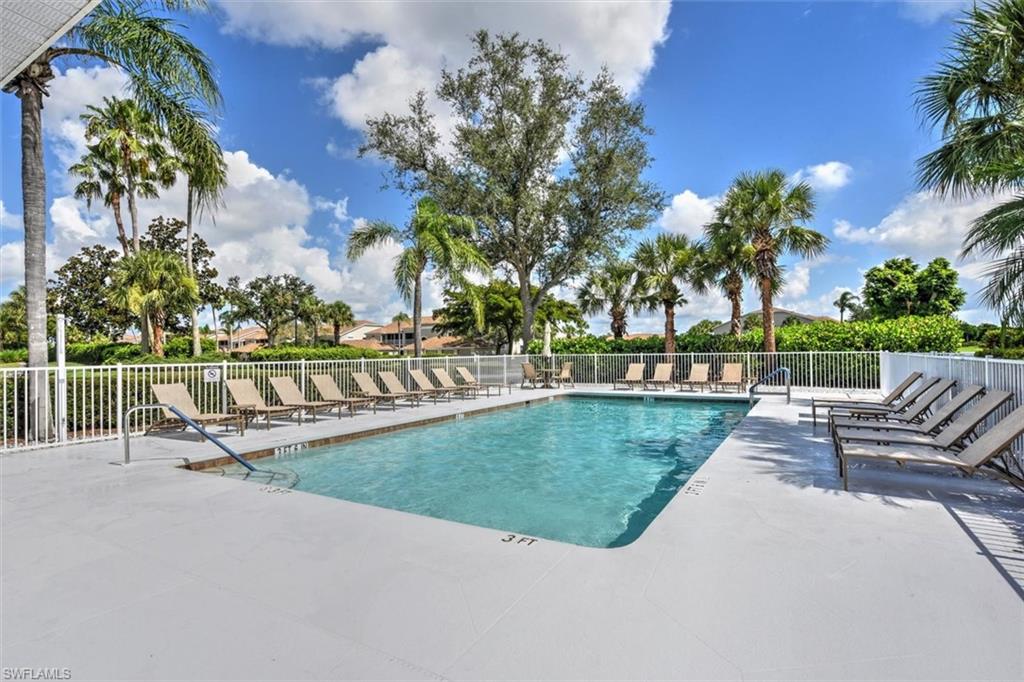 LAKESIDE GREEN - Residential