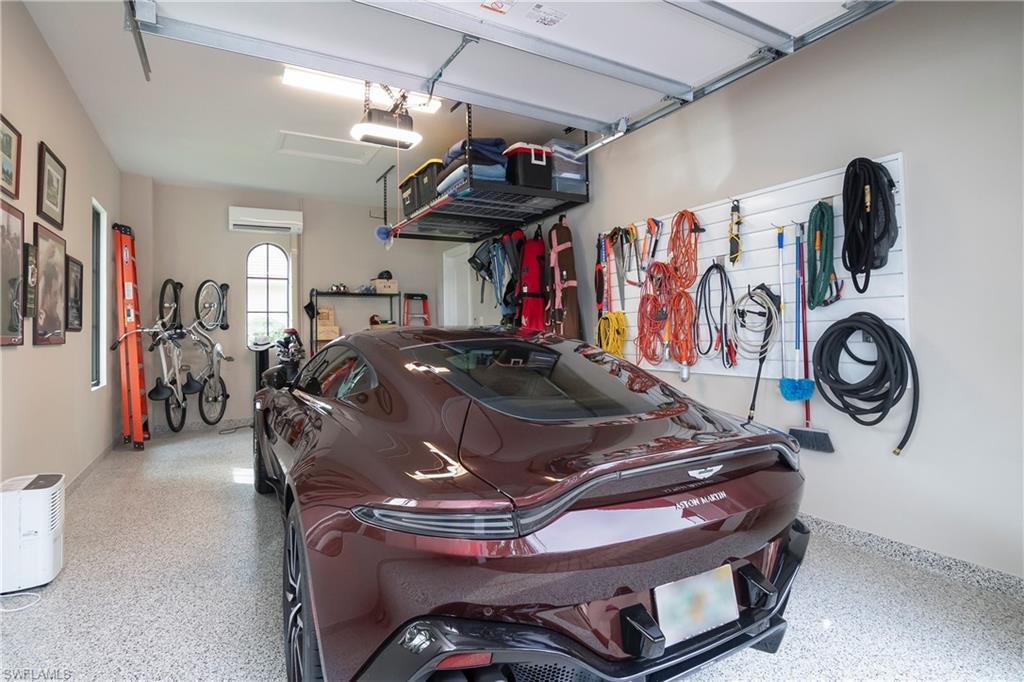 MAGNOLIA BEND - Residential