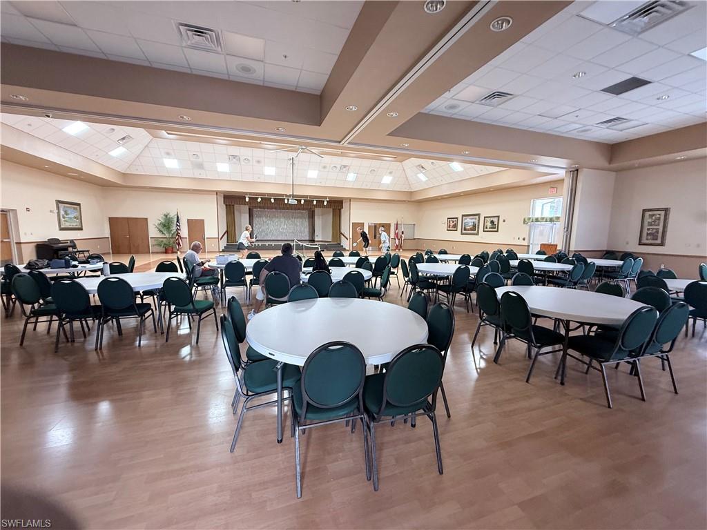 WINDMILL VILLAGE - Residential