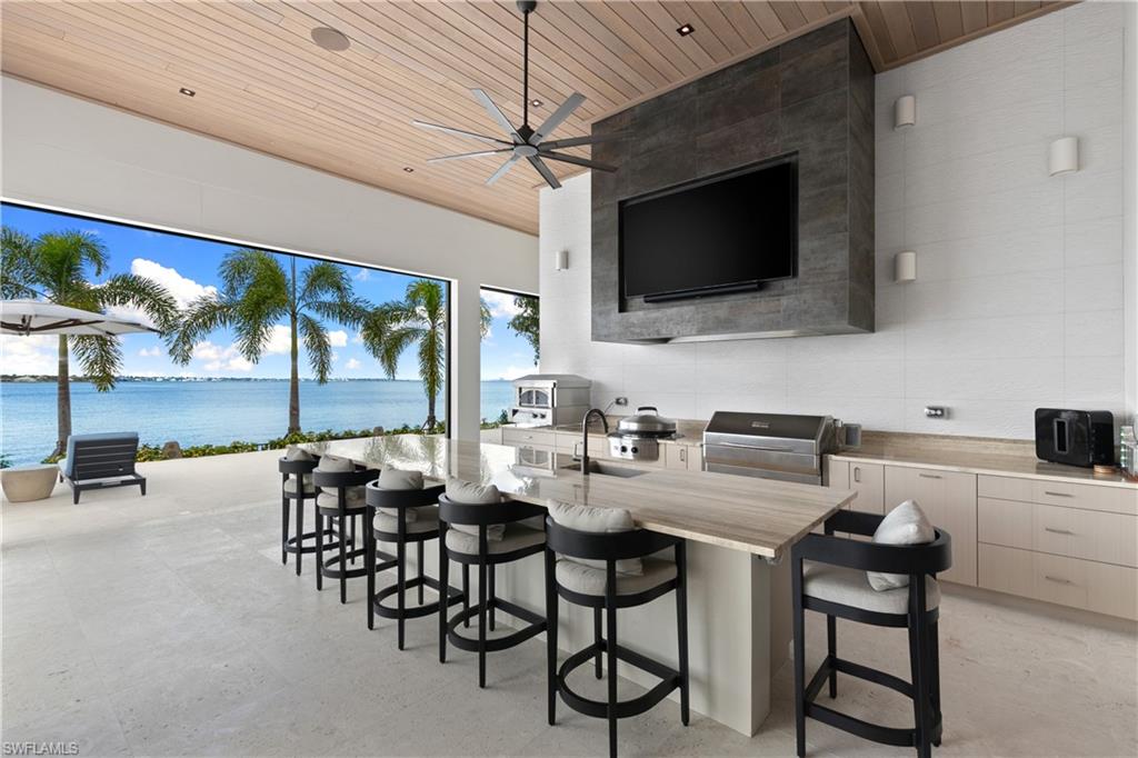 EDGEWATER - Residential