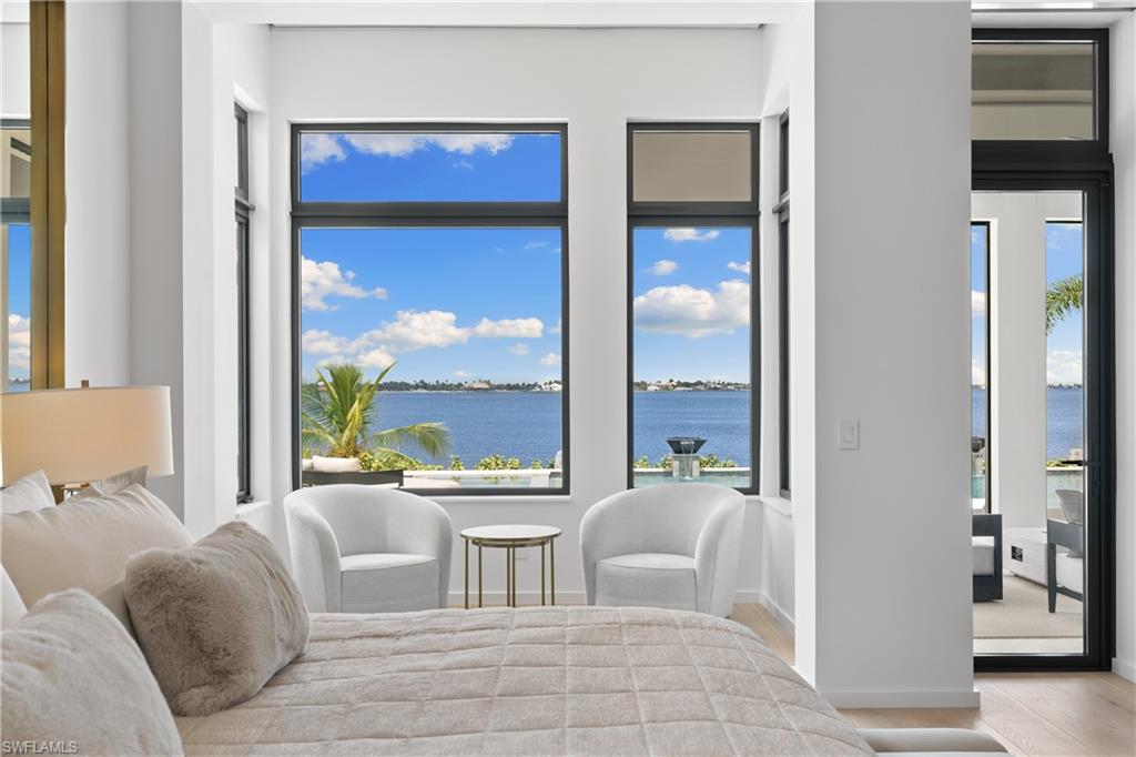 EDGEWATER - Residential