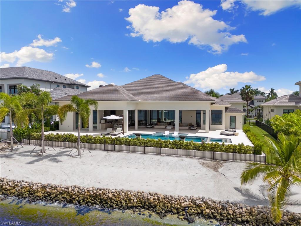 EDGEWATER - Residential