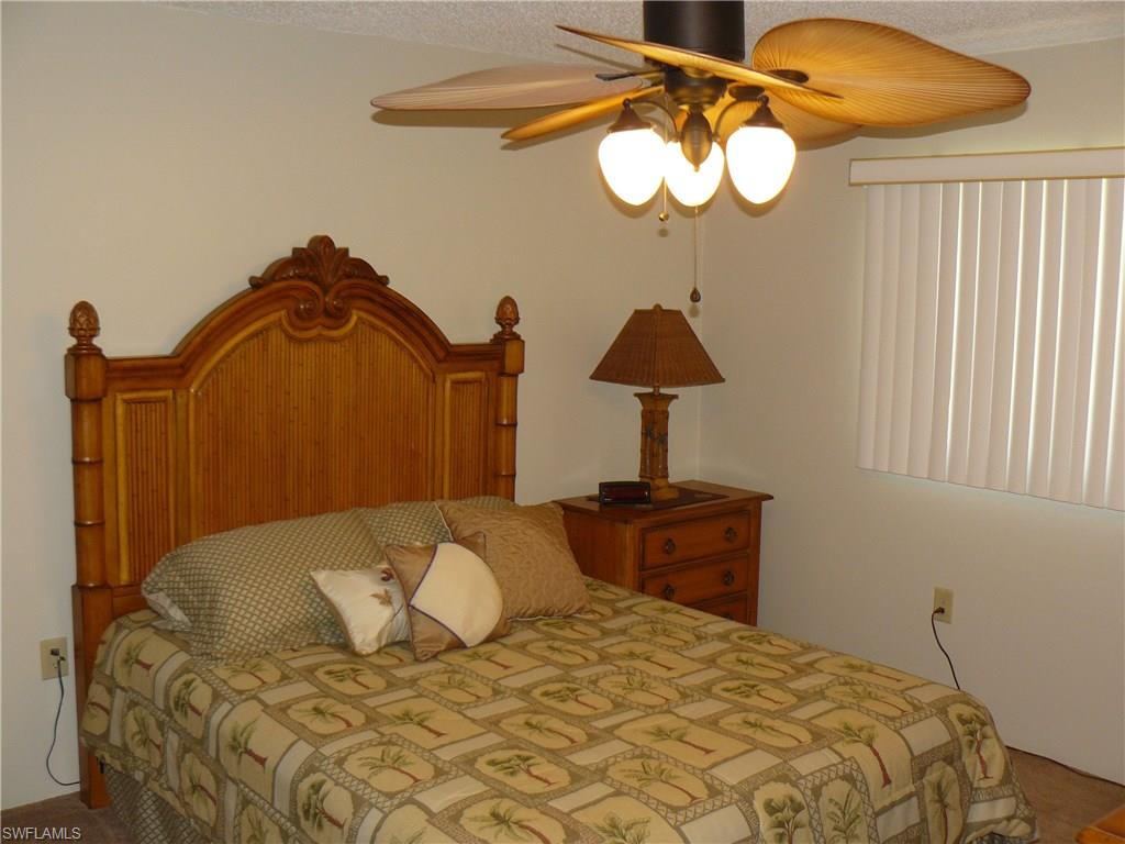 FOXMOOR CONDO - Residential