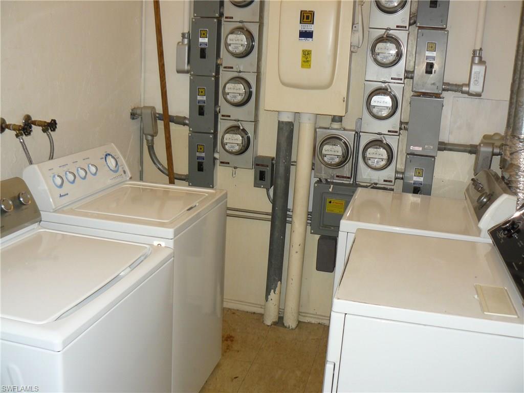 FOXMOOR CONDO - Residential