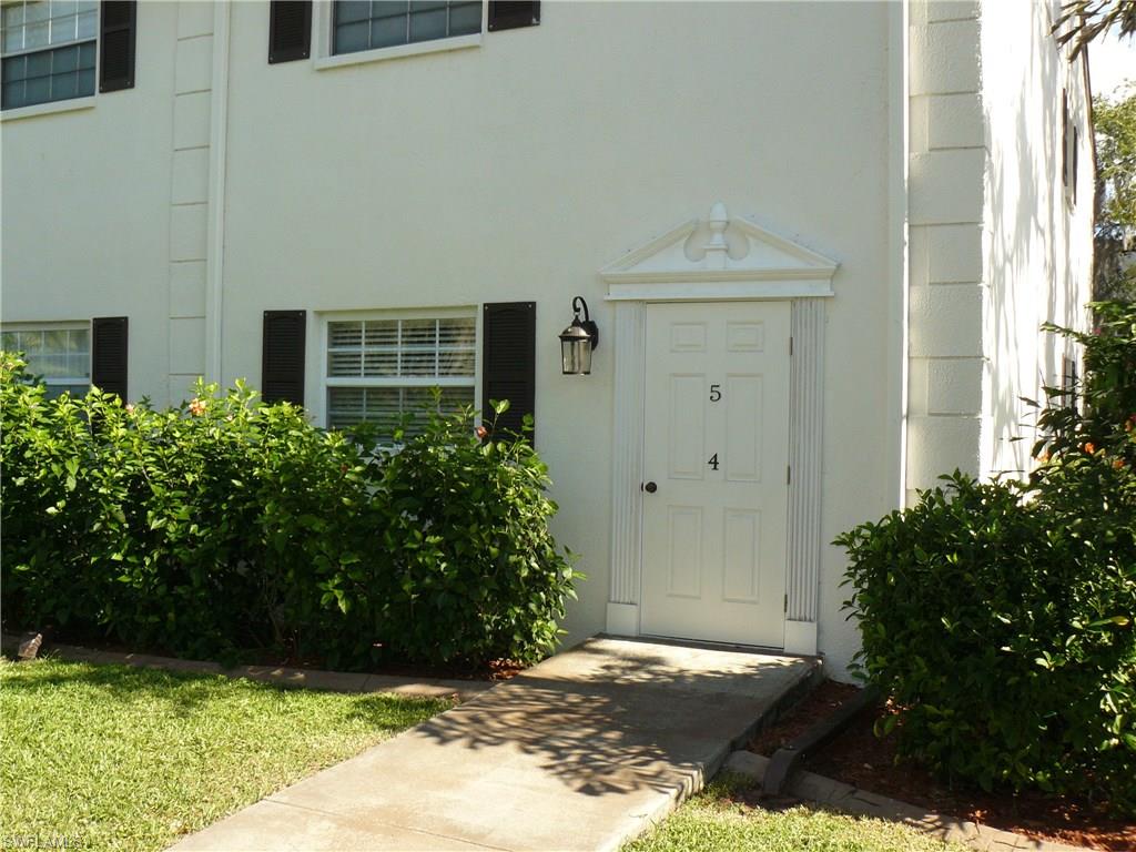 FOXMOOR CONDO - Residential