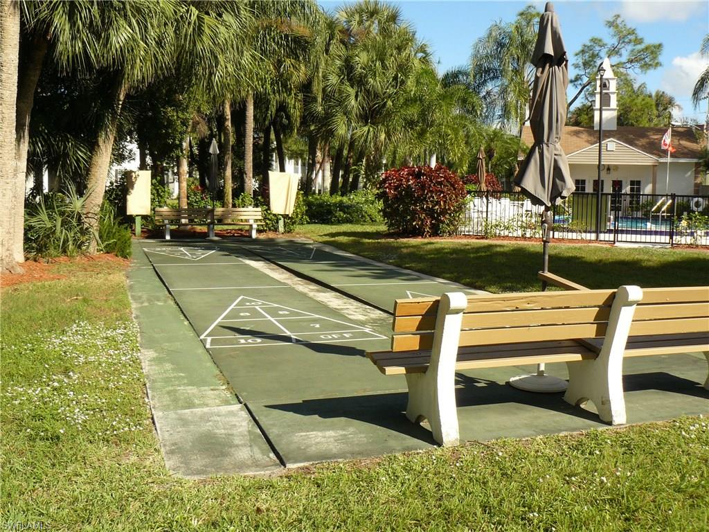 FOXMOOR CONDO - Residential