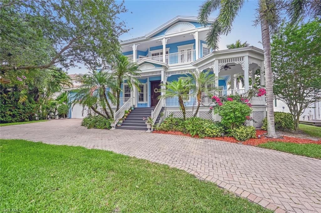 AQUALANE SHORES - Residential