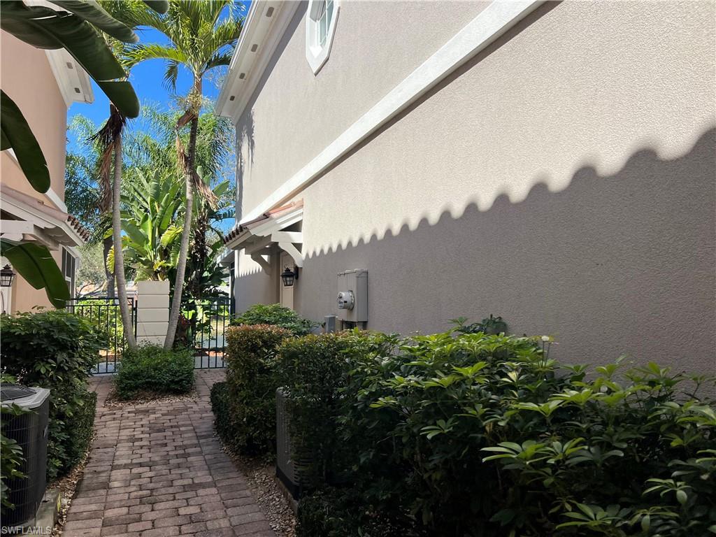 THE COVE - Residential Lease