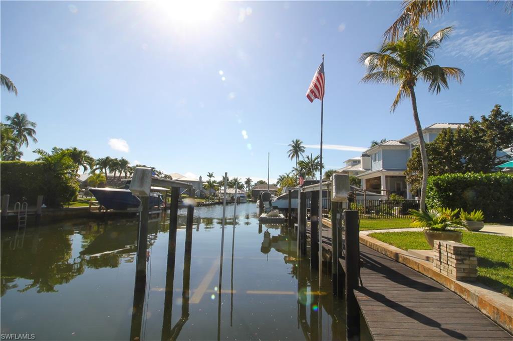 ROYAL HARBOR - Residential Lease