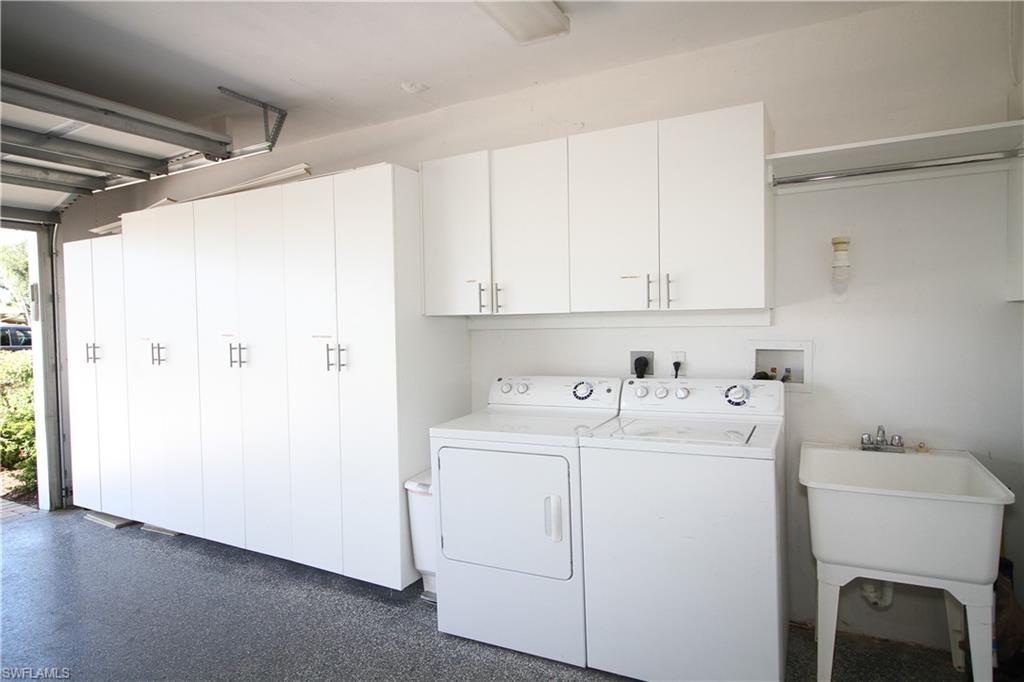 ROYAL HARBOR - Residential Lease