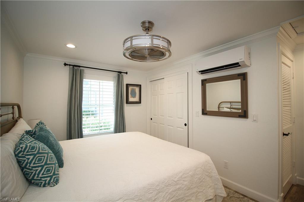 ROYAL HARBOR - Residential Lease