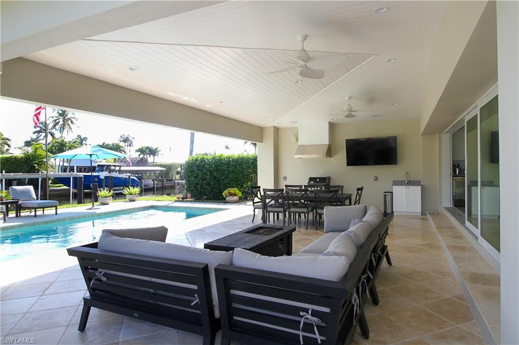 ROYAL HARBOR - Residential Lease