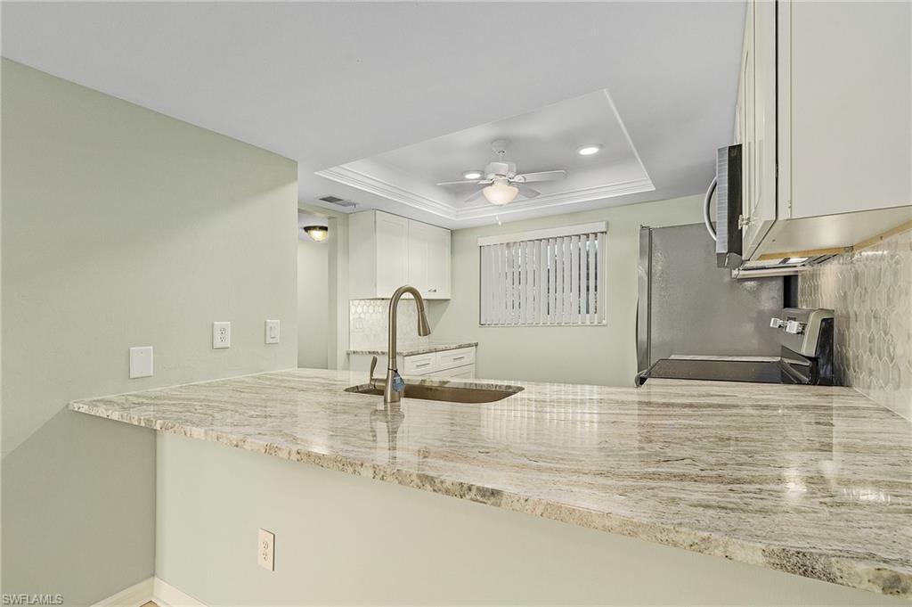 ROYAL WOODS - Residential