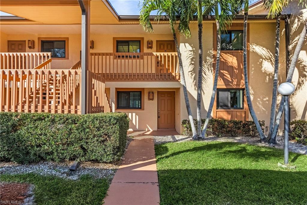 ROYAL WOODS - Residential