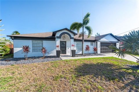 Single Family Residence in CAPE CORAL FL 1142 31st TER.jpg