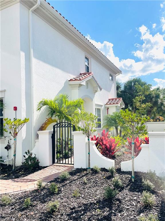 FALLS OF PORTOFINO - Residential Lease