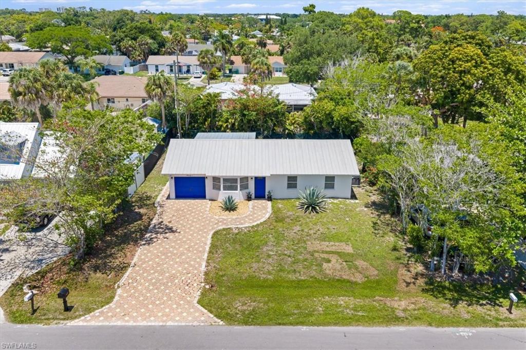 Properties 4027 Mindi AVE