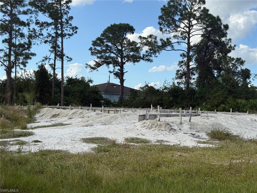 LEHIGH ACRES - Land