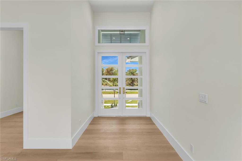 MARCO ISLAND - Residential