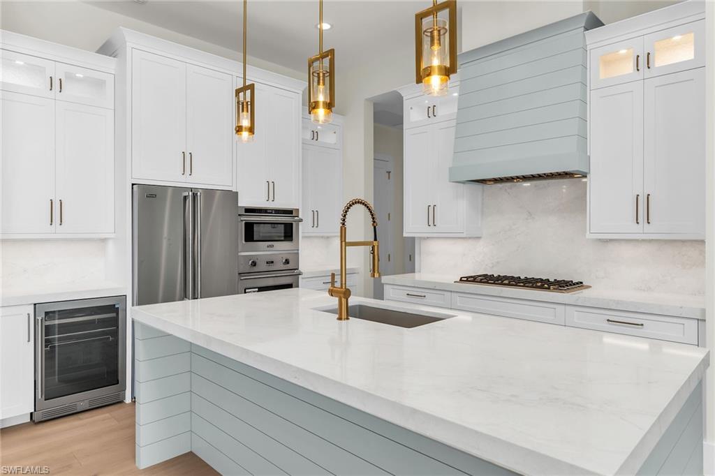 MARCO ISLAND - Residential