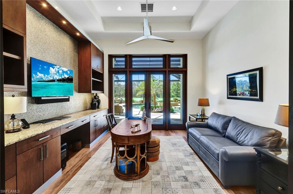 QUAIL WEST - Residential