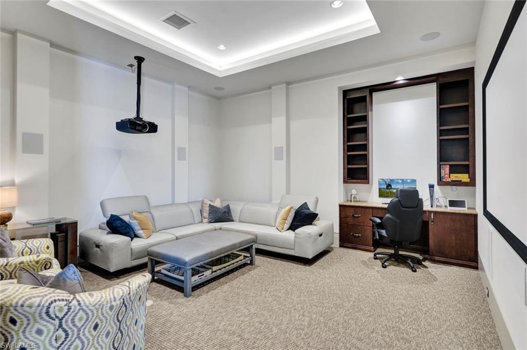 QUAIL WEST - Residential