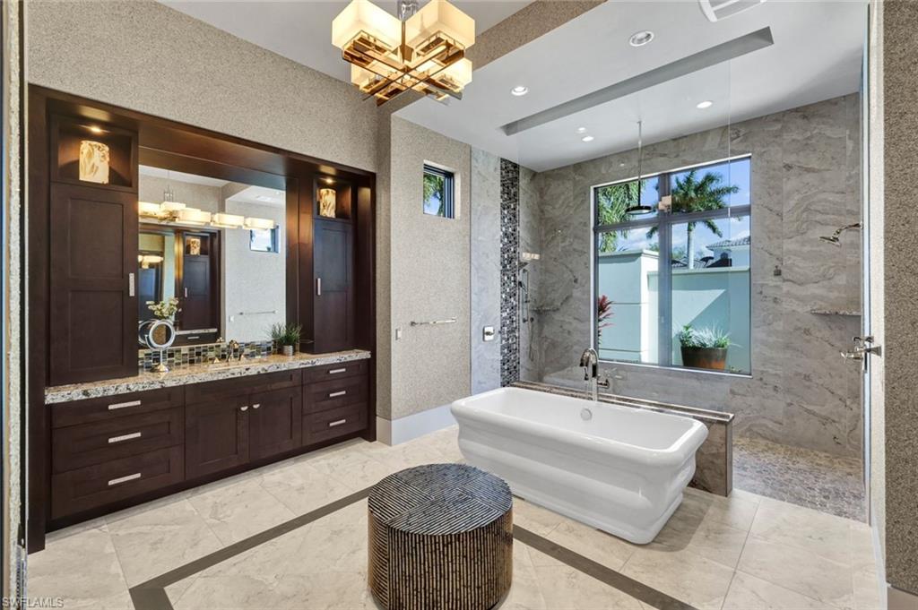 QUAIL WEST - Residential