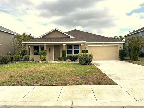 8091 Allamanda CT LEHIGH ACRES FL 33972