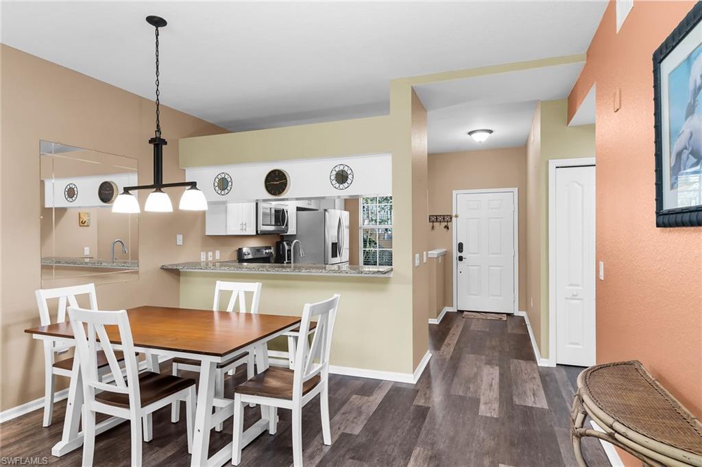 SUNSET CAY LAKES - Residential