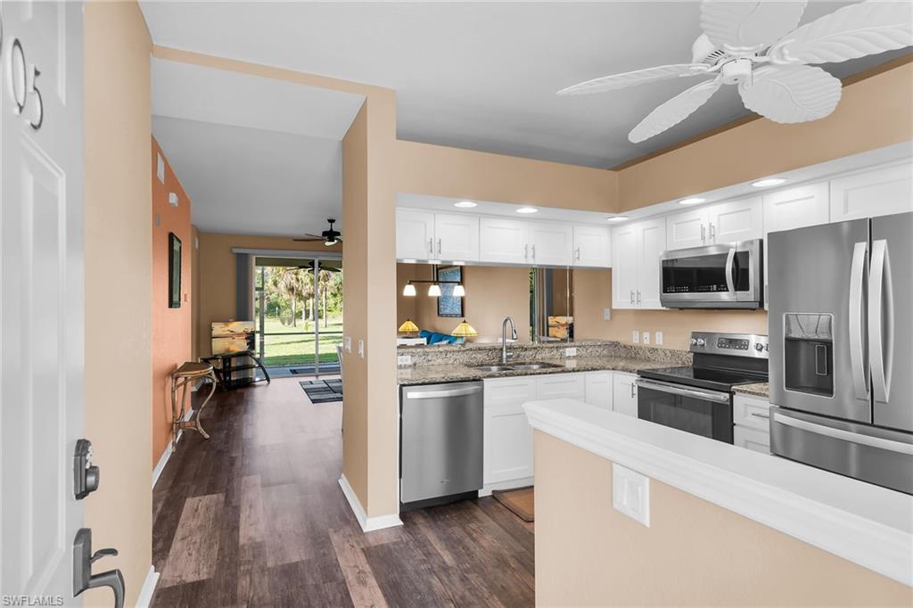 SUNSET CAY LAKES - Residential