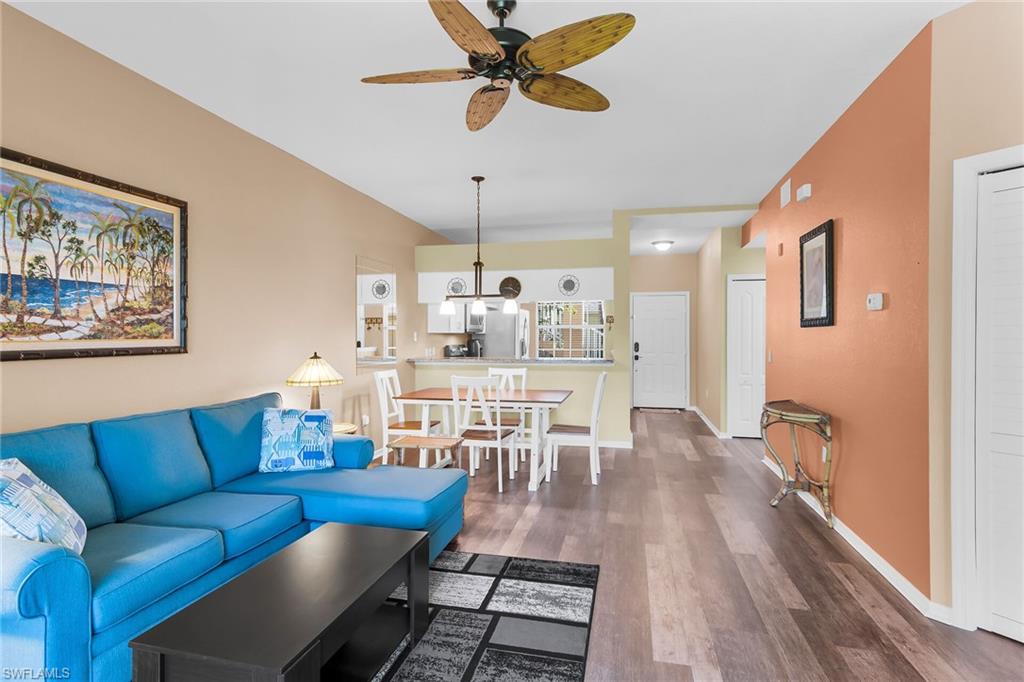 SUNSET CAY LAKES - Residential