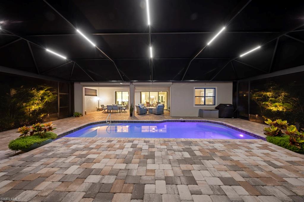 CORKSCREW SHORES - Residential