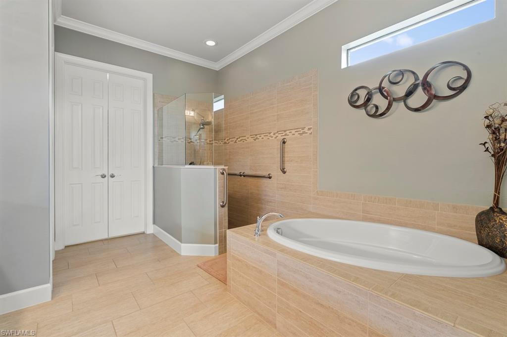 CORKSCREW SHORES - Residential