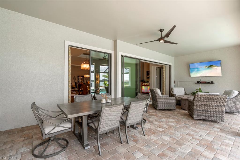 CORKSCREW SHORES - Residential