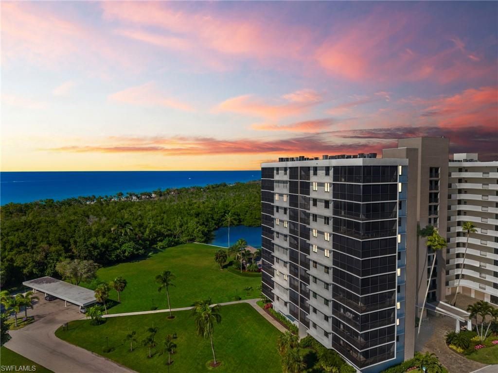 Photo of 11 Bluebill AVE #702, NAPLES, FL 34108 (MLS # 225079667)