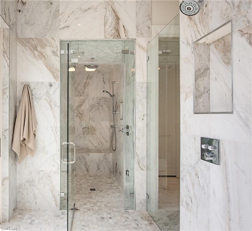 PINE RIDGE - Residential