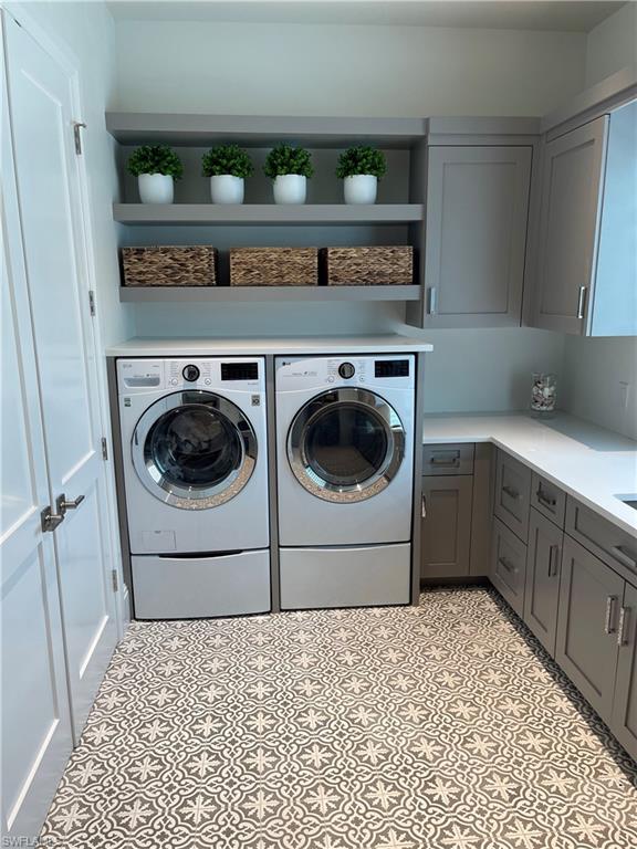 PINE RIDGE - Residential