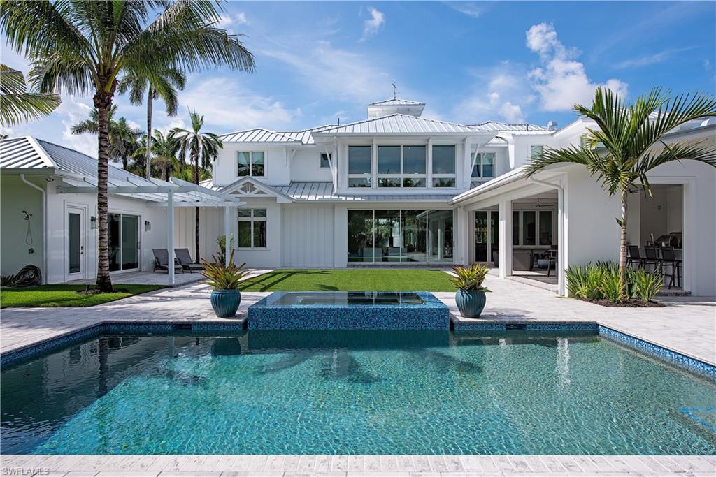 PINE RIDGE - Residential