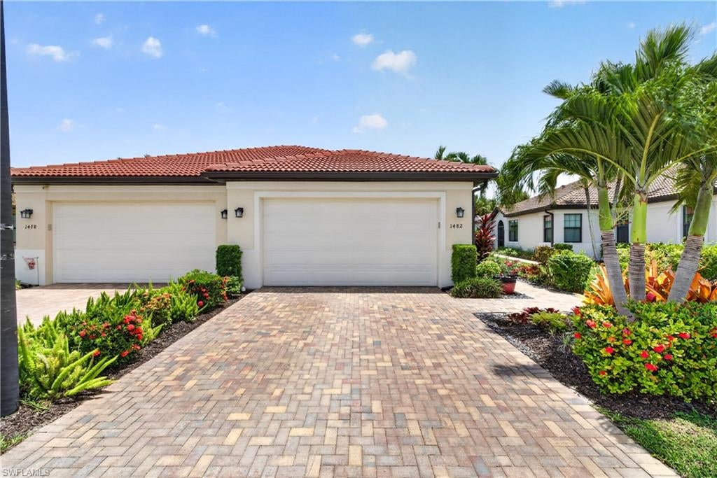 1482 Oceania DR S