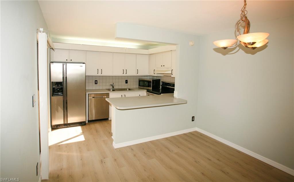 PARKWOODS - Residential Lease