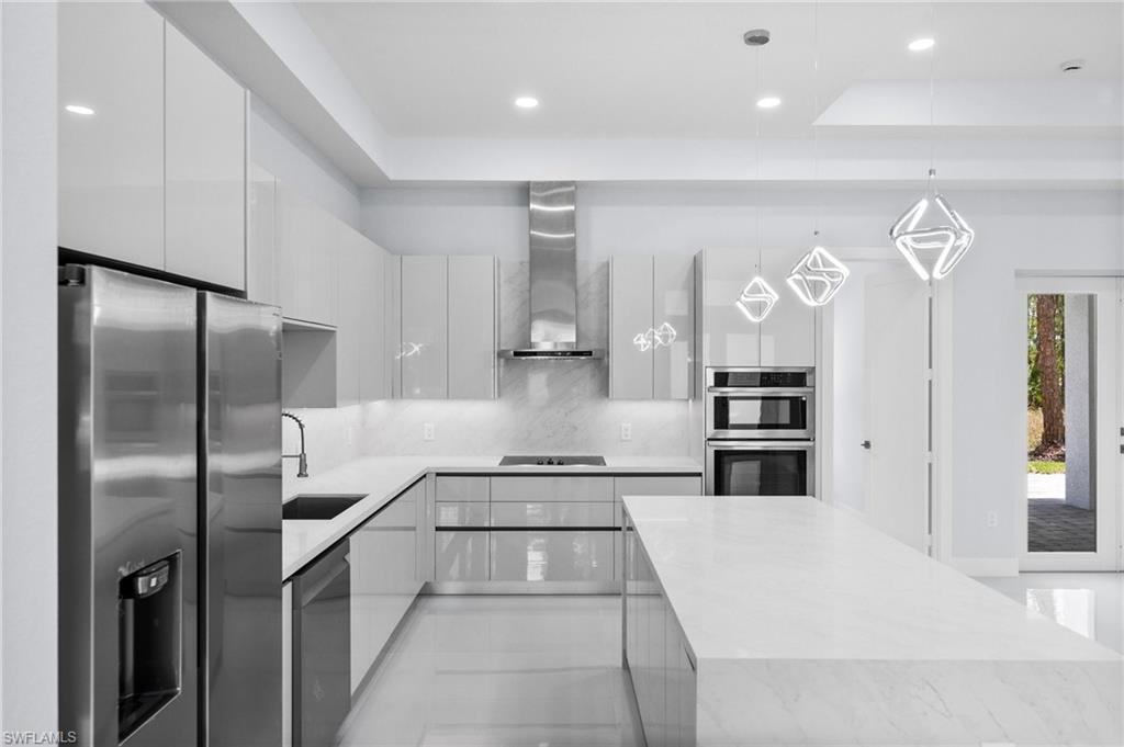 GOLDEN GATE ESTATES - Residential