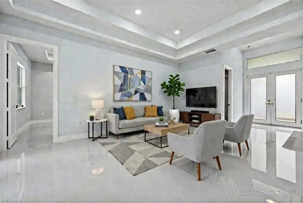 GOLDEN GATE ESTATES - Residential