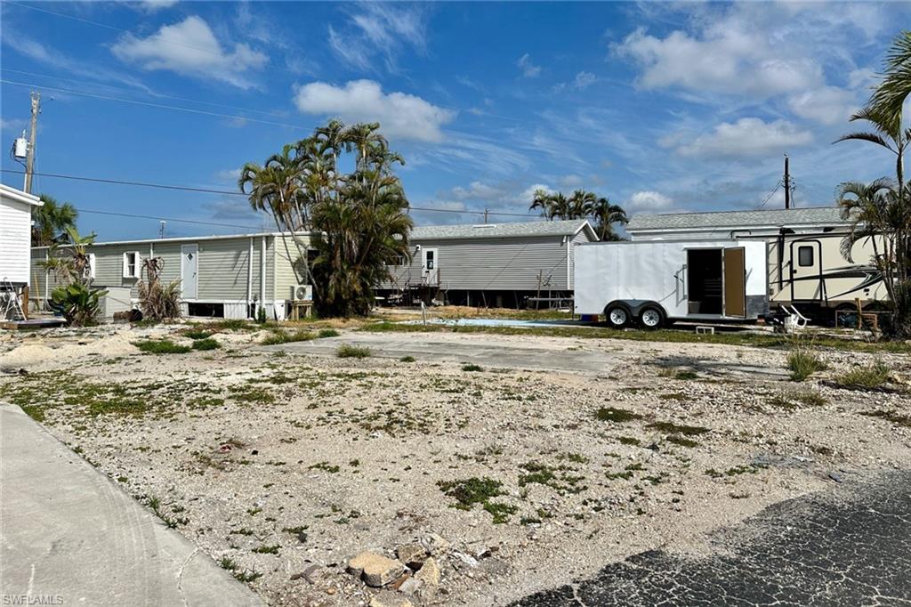 HELEN LANE CONDO RV - Land